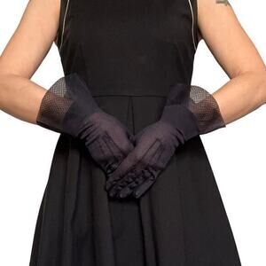 Vintage Navy Blue Mesh Gauntlet Womens Evening Gloves Size 6 - Made in Saxony